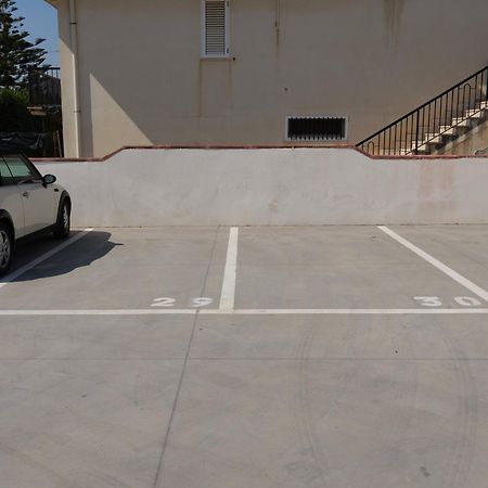 Astro Apartments With Direct Access On The Sea Of Noto Heritage Of Unesco Exterior foto