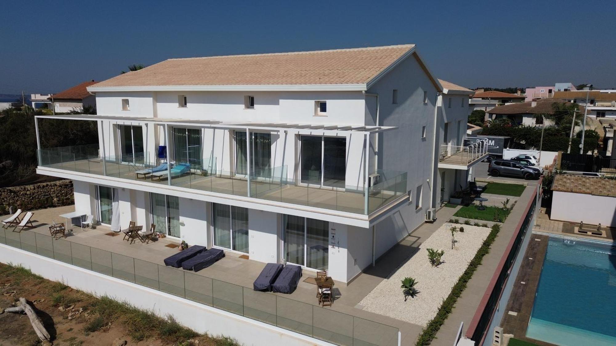 Astro Apartments With Direct Access On The Sea Of Noto Heritage Of Unesco Exterior foto