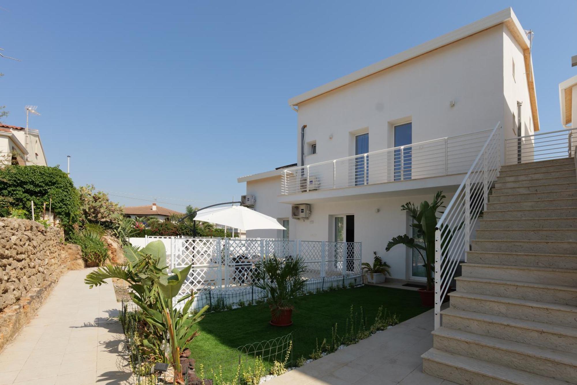 Astro Apartments With Direct Access On The Sea Of Noto Heritage Of Unesco Exterior foto